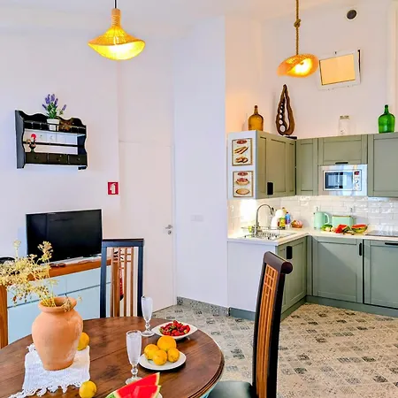 'Laranja', Charming Portuguese Style Apartment For Rent, 'Vida A Portuguesa' *
