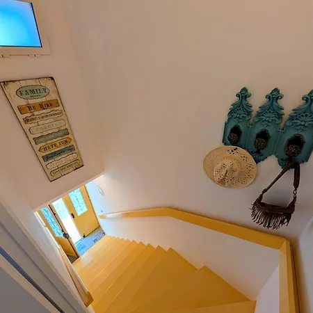 'Laranja', Charming Portuguese Style Apartment For Rent, 'Vida A Portuguesa' Lejlighed *