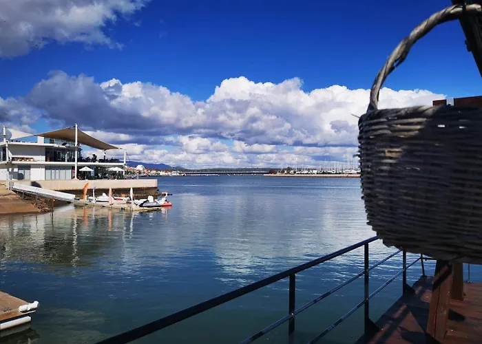 Laranja , Charming Portuguese Style For Rent Vida A Portuguesa ポルティマン