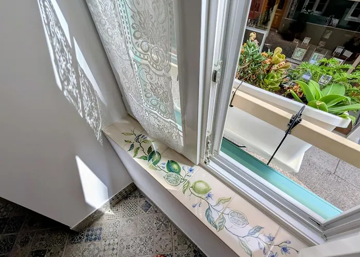 Laranja , Charming Portuguese Style For Rent Vida A Portuguesa * ポルティマン